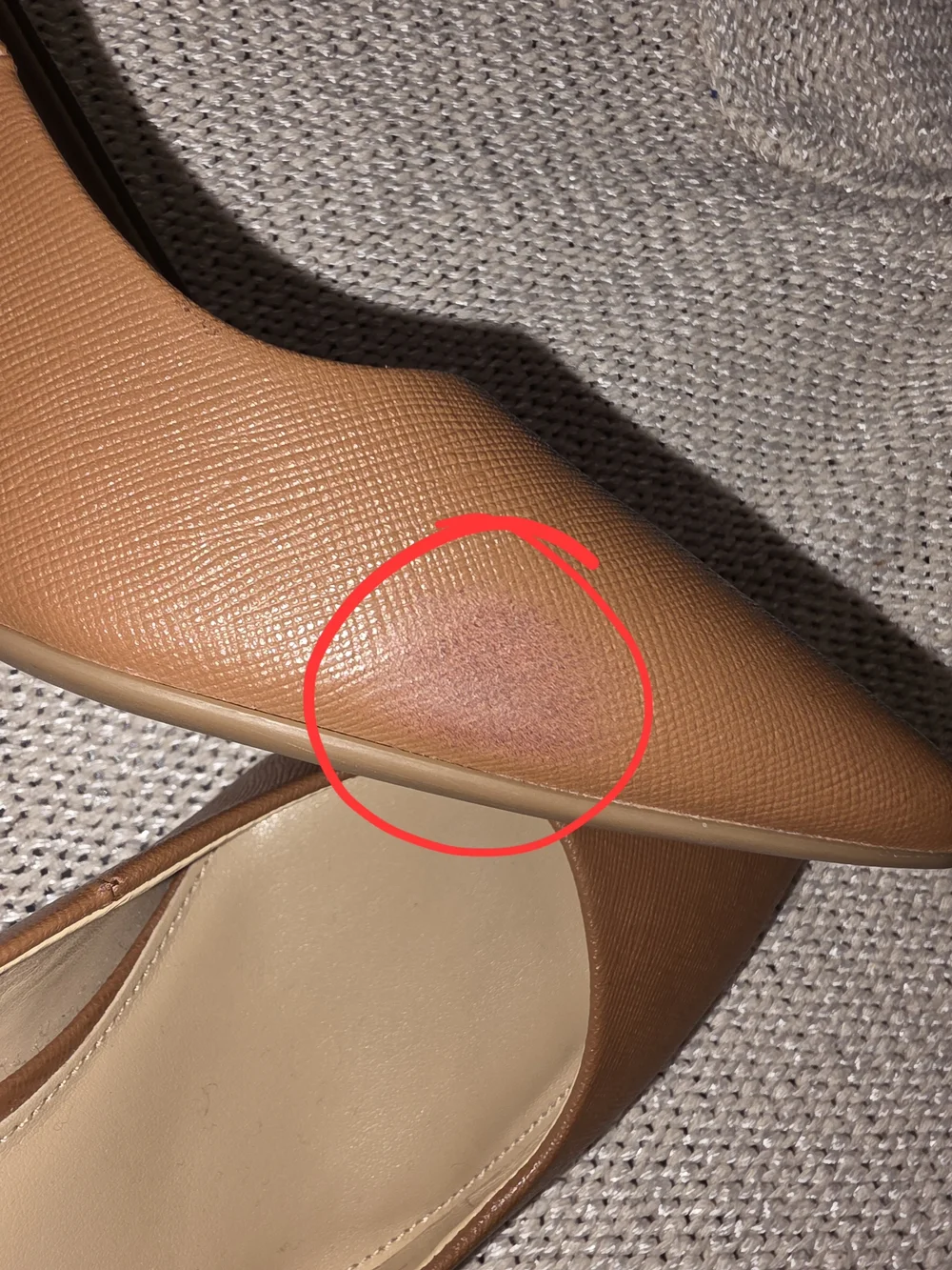 NEW Michael Kors Camel Brown Saffiano Leather Pumps – Size 8
